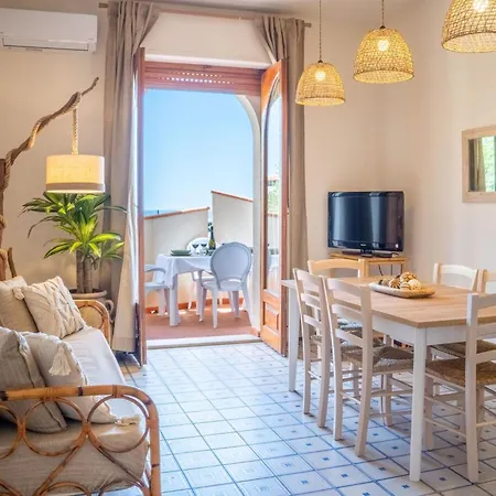아파트 Meeresrauschen Naxos By Interhome